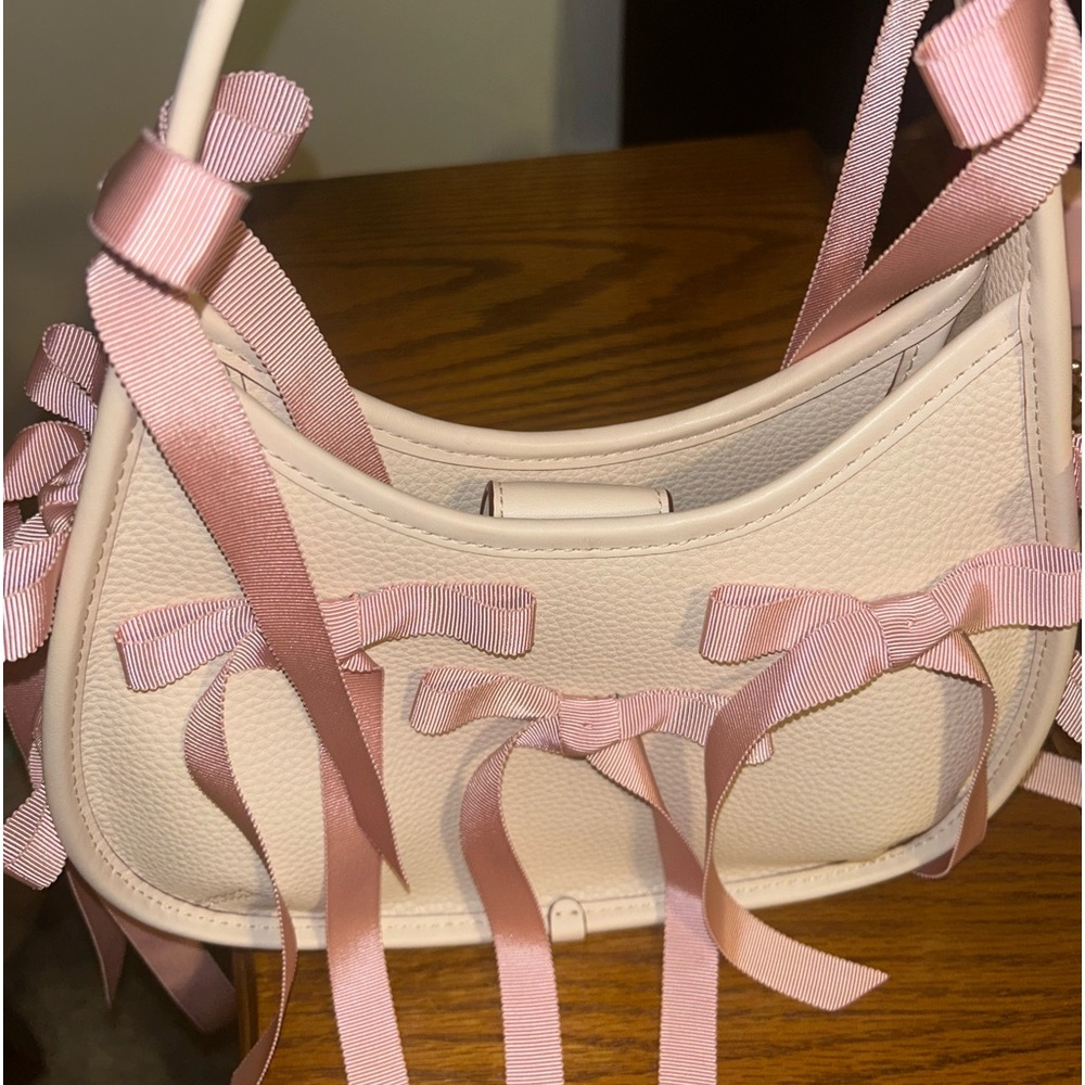 Coachtopia cream ergo bow bag